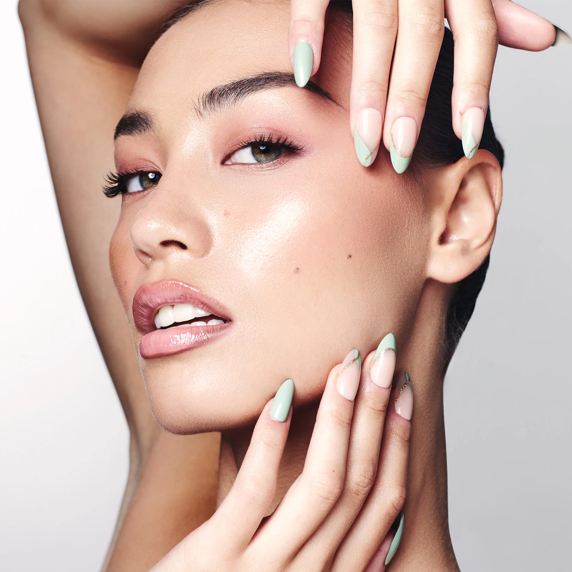 Soft Sage | Faux Nails - Image 3